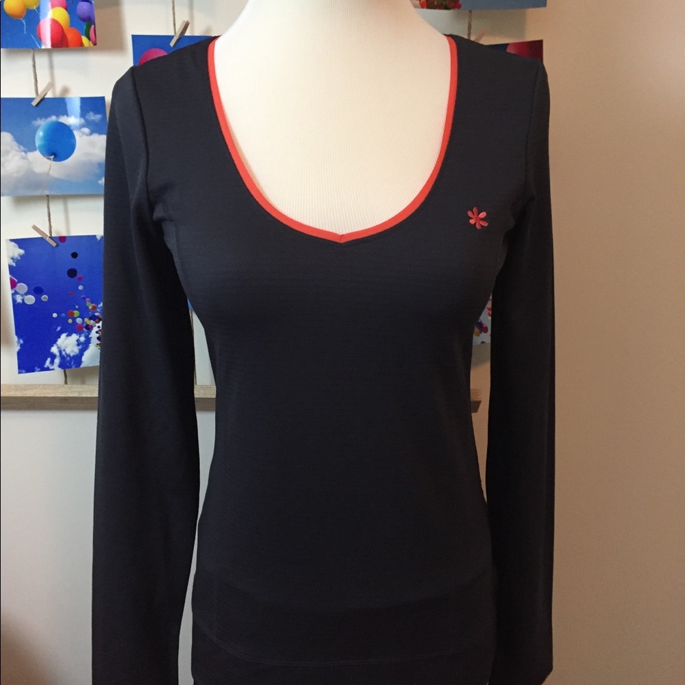 Old Navy activewear tops size XS (bundle)